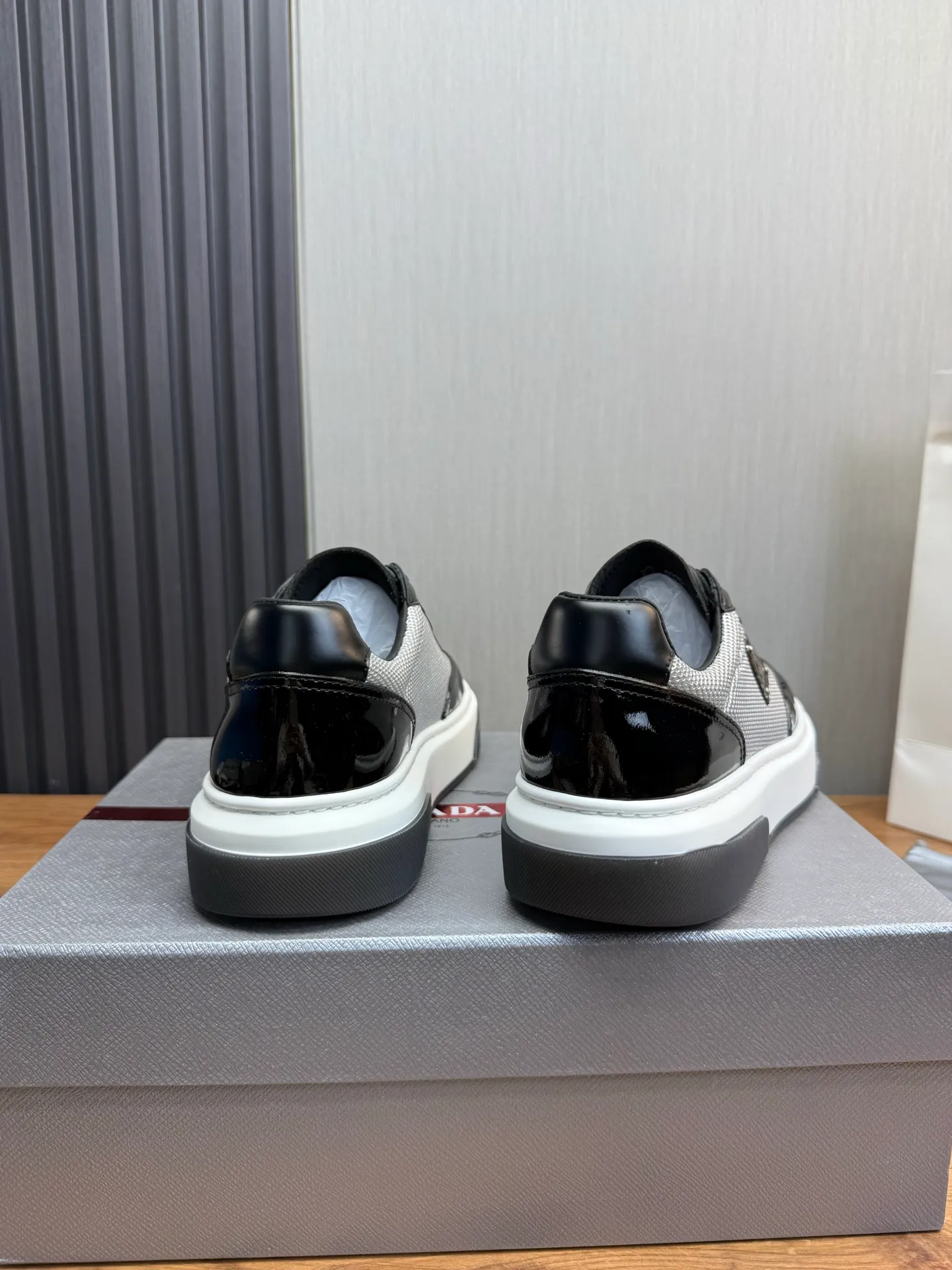 Men's shoes 💰600💰 [PRADA] Popular men's shoes shipped 👏Official website synchronized ⬆️Original cowhide fabric + cowhide lining, 1⃣️:1⃣️reproduction, original sole, 38-45 (45. Customized, non-refundable)